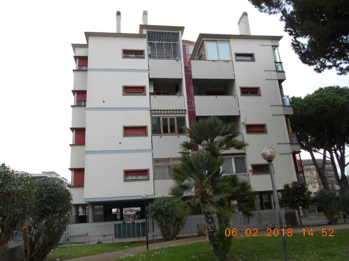Welcome Home Lido di Ostia Bagian luar foto